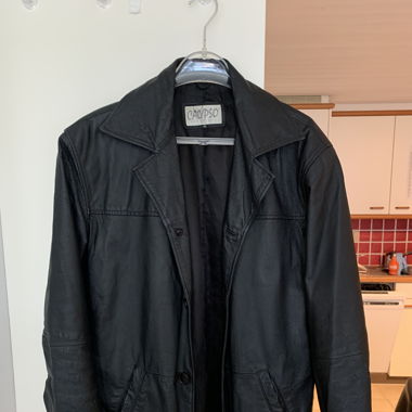 Lederjacke Schwarz Grösse 46