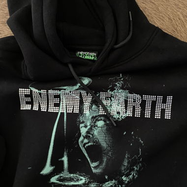 Felpa con cappuccio Enemy Earth con strass