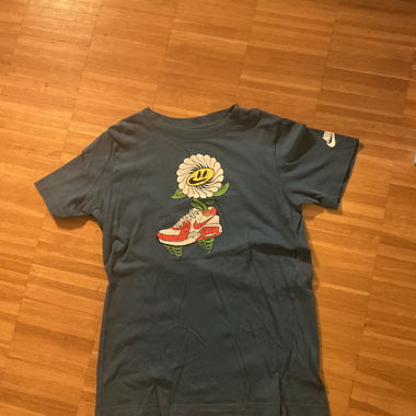 Nike T-shirt