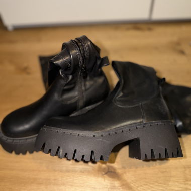 Bottines à plateforme noires
