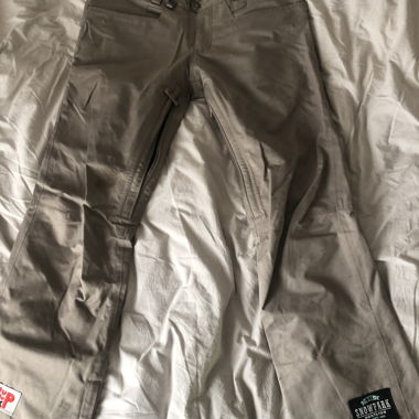 Nike Snowboardhose Storm-FIT Slim beige