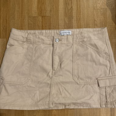 Cargo mini skirt