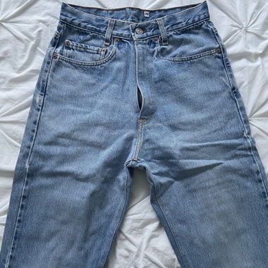 LEVIS JEANS
