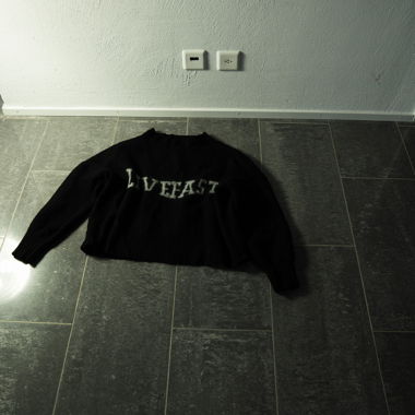 Fuzzy LFDY Sweater en taille M