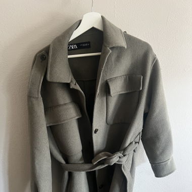 Herbstmantel in khaki grün