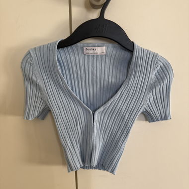 Bershka blaues Crop-Top