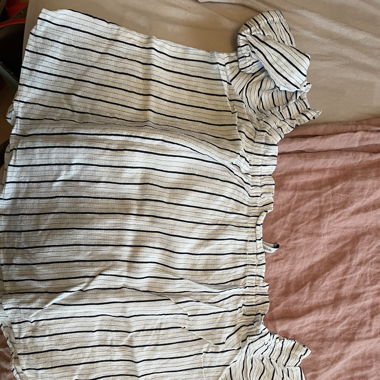 Schulterloses Top