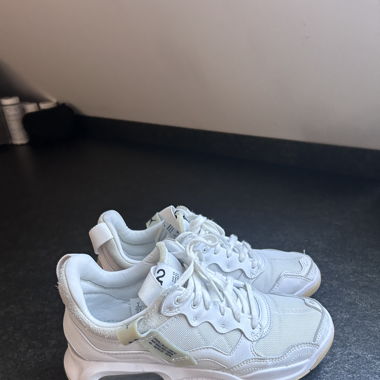 White jordans