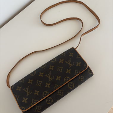 Pochette Louis Vuitton