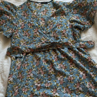 Abito floreale blu SHEIN