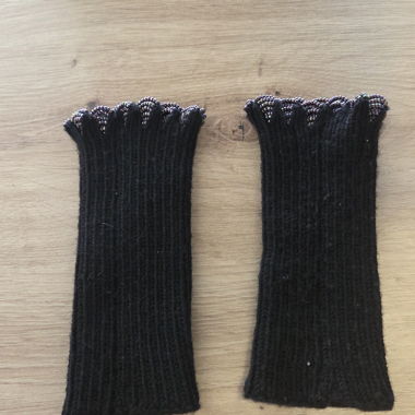 Black Knitted Cuffs
