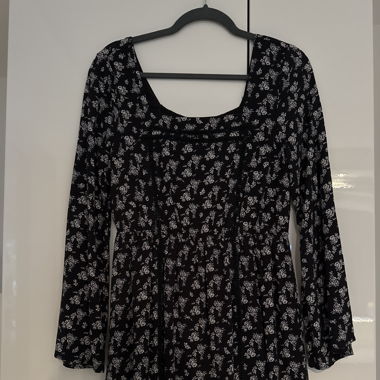 verspieltes Kleid