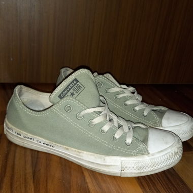 Converse Chuck Taylor Sneakers