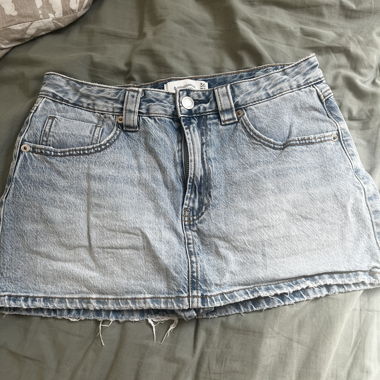 Mini Jeansrock-Shorts von Stradivarius