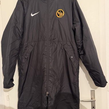 Nike Herren Winterjacke YB (Young Boys)
