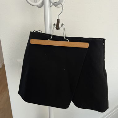 Black Zara wrap skirt