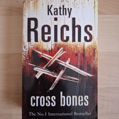 Kathy Reichs – Cross Bones (Taschenbuch)