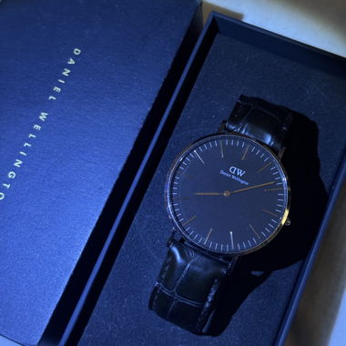 Orologio Daniel Wellington pelle nera