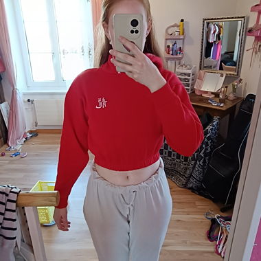 Roter FB sister hoddy bauchfrei