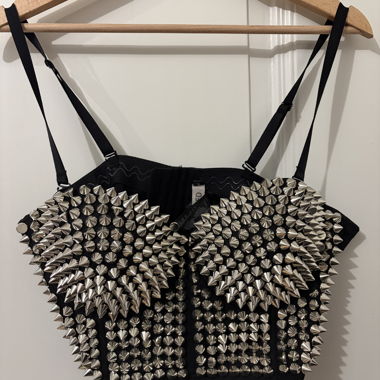 BANNED Mit Nieten besetztes Bustier-Top