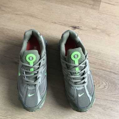Nike x Supreme Shox