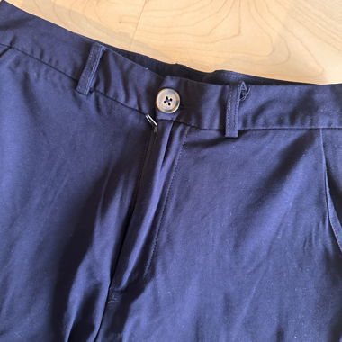 Pantaloni neri a gamba larga