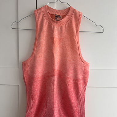 Pink ombre gym vest