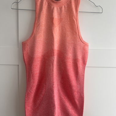 Pinkes Ombre-Gymshirt