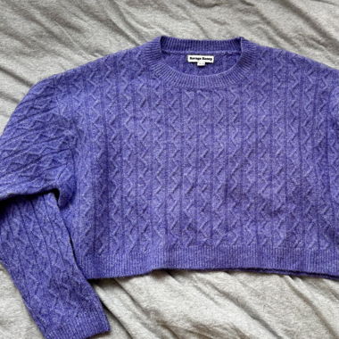 Violetter Pullover