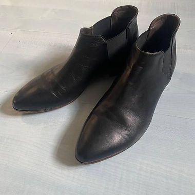 Pasito schwarze Leder-Boots