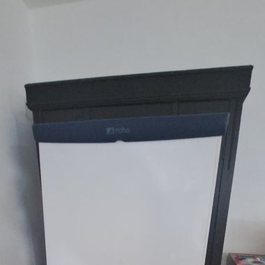 Flipcart a 3 gambe Lavagna magnetica con 4 fogli di carta