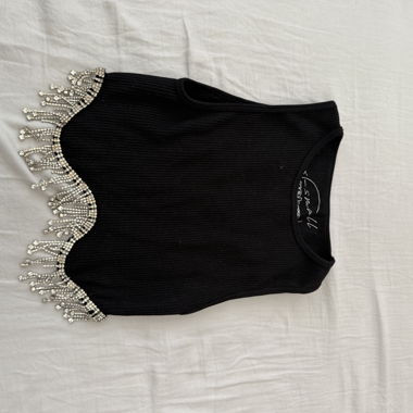 Black knitted top with fringes