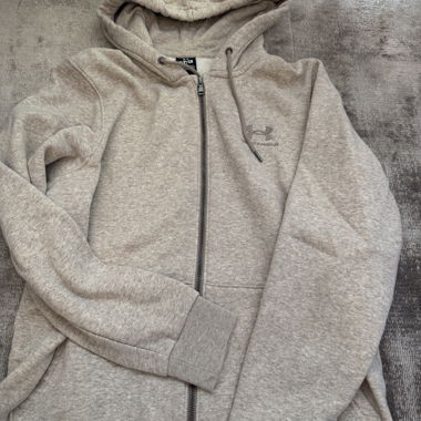 Under Armour Zip Sweatshirt