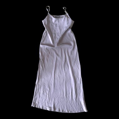 Graues Seiden-Maxikleid