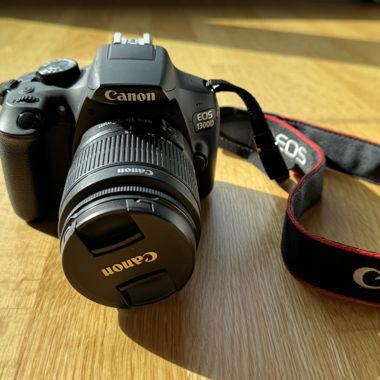 Canon EOS 1300D
