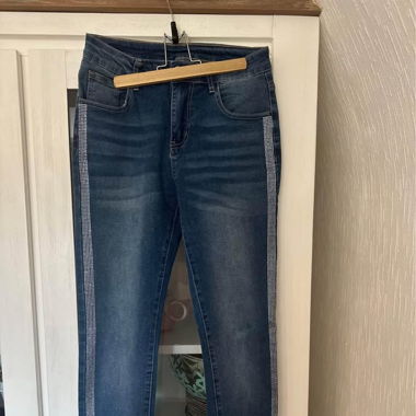 Jeans avec strass (taille 38)
