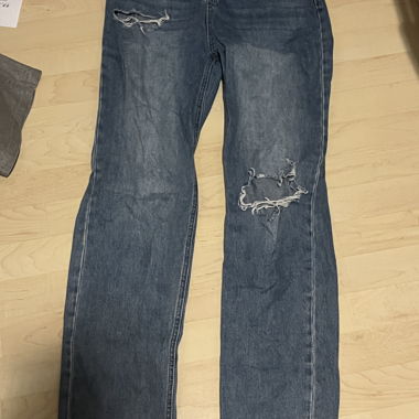 Jeans taille haute avec trous