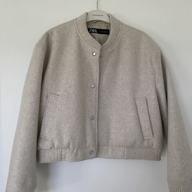 ZARA giubbotto bomber corto beige
