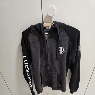 Pull à capuche zippé