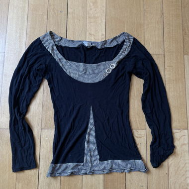 Maglione a spalle scoperte