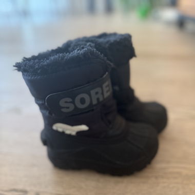 Chaussures Sorel enfant taille 25
