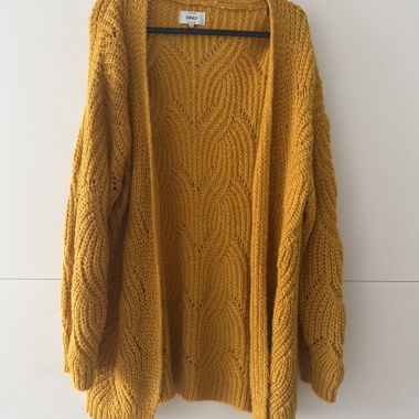 ONLY mustard-yellow knit cardigan