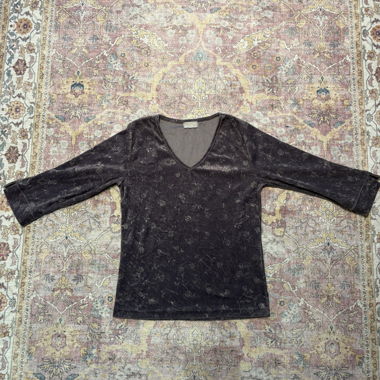 Velvet 3/4 top