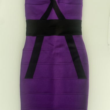 Herve Ledger Kleid Grösse S neu