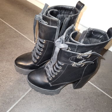 Bottes à talons