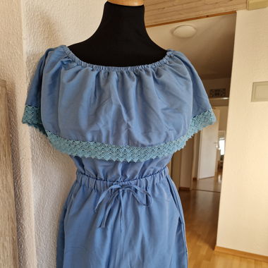 Babyblauer Jumpsuit Grösse S