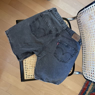 Levi’s short noir