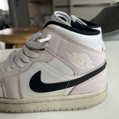 Jordan 1 High Rosa