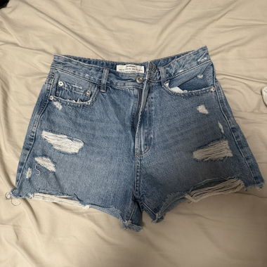 Shorts en denim Stradivarius 73