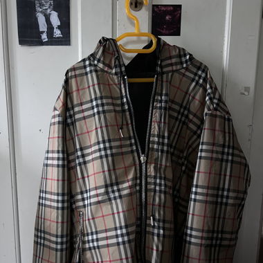 BURBERRY WINDBREAKER 2SIDES